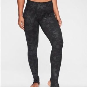 Athleta midnight garden barre stirrup tight small